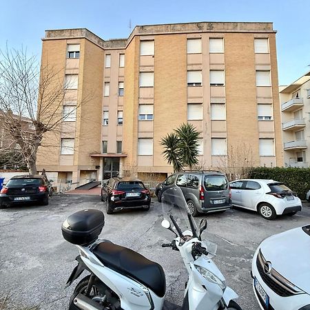 Noach Experience Apartment Ливорно Екстериор снимка